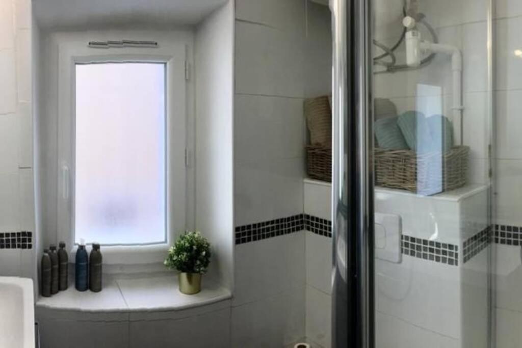 Studio 12 Vieux Port Apartment La Ciotat Exterior foto